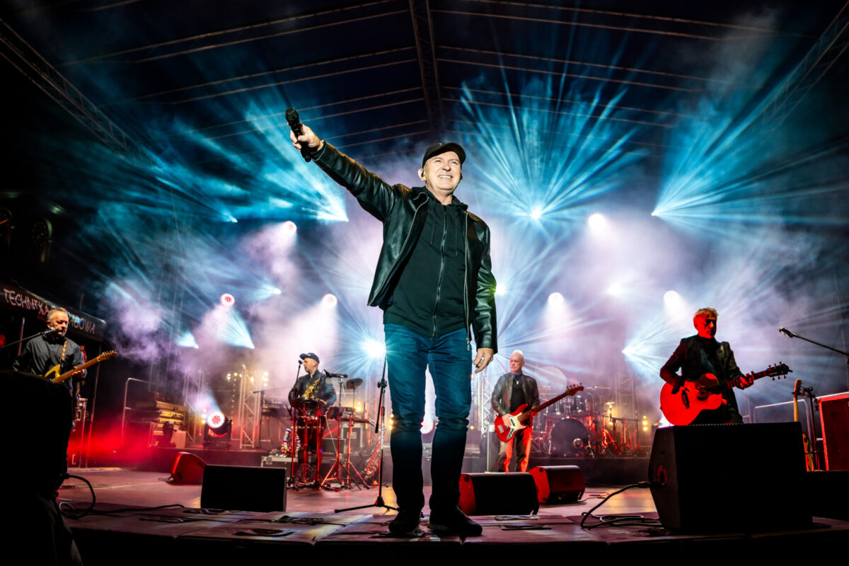 Koncert De Mono 2024, fotograf warka, fotograf koncertowy